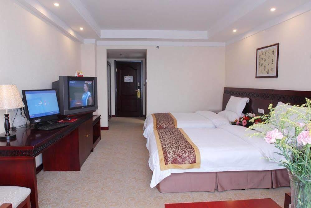 Super 8 Hotel Xian Da Yan Ta الغرفة الصورة